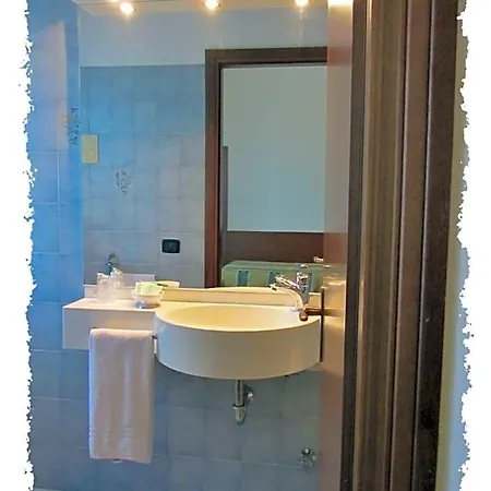 Castellani 3*